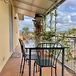 Attico Giglio - Terrace Near Florence & Tramvia Appartement Scandicci
