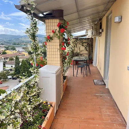 Attico Giglio - Terrace Near Florence & Tramvia Scandicci
